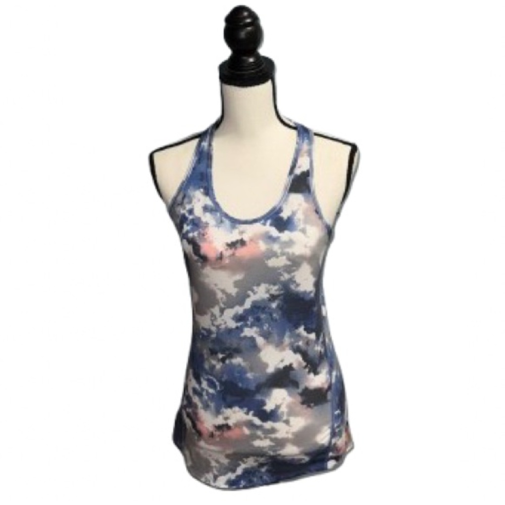 Multicolored fitted sleeveless tank top